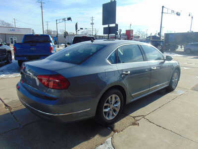 2016 Volkswagen Passat, $8995. Photo 5