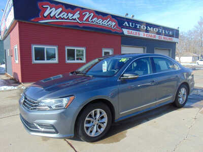 2016 Volkswagen Passat, $8995. Photo 1