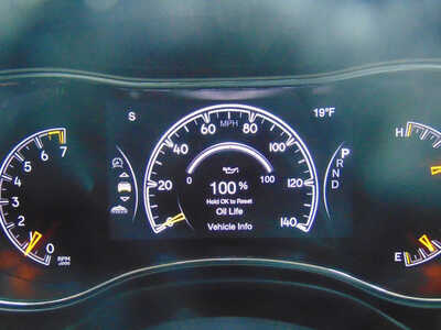 2018 Jeep Grand Cherokee, $13995. Photo 12