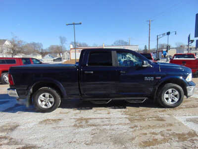 2017 RAM 1500 Crew Cab, $17995. Photo 4