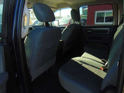 2017 RAM 1500 Crew Cab, $17995. Photo 9