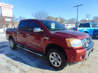 2014 Nissan Titan, $12995. Photo 3