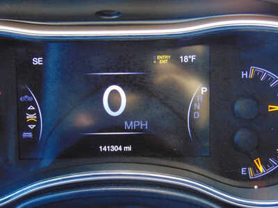 2017 Jeep Grand Cherokee, $13995. Photo 12