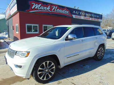 2017 Jeep Grand Cherokee, $13995. Photo 1