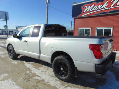 2018 Nissan Titan, $13995. Photo 7
