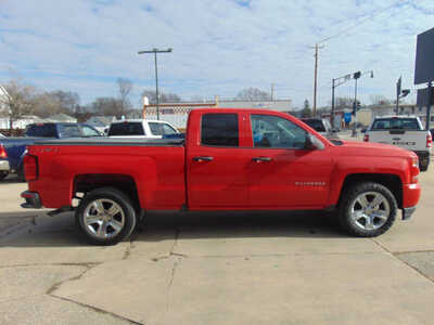 2018 Chevrolet 1500 Ext Cab, $21995. Photo 4