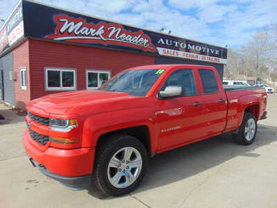 2018 Chevrolet 1500 Ext Cab, $21995. Photo 1