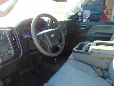 2019 Chevrolet 2500 Ext Cab, $17995. Photo 10