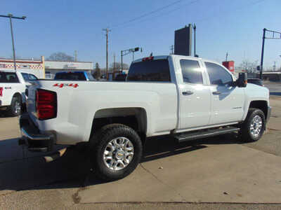 2019 Chevrolet 2500 Ext Cab, $17995. Photo 5