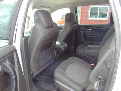 2017 Chevrolet Traverse, $8995. Photo 9