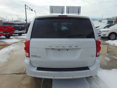 2016 Dodge Caravan, Grand, $9995. Photo 6