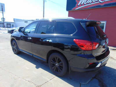 2018 Nissan Pathfinder, $13995. Photo 8