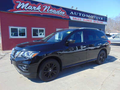 2018 Nissan Pathfinder, $13995. Photo 1