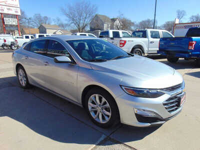 2020 Chevrolet Malibu, $12995. Photo 3