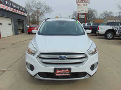 2018 Ford Escape, $11995. Photo 2