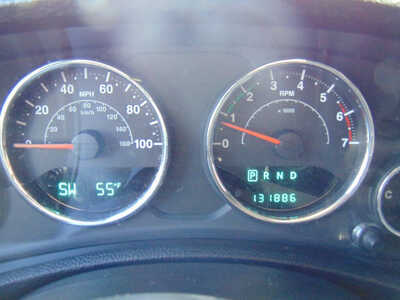 2011 Jeep Wrangler, $10995. Photo 11