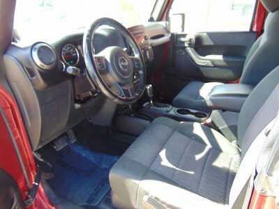 2011 Jeep Wrangler, $10995. Photo 9