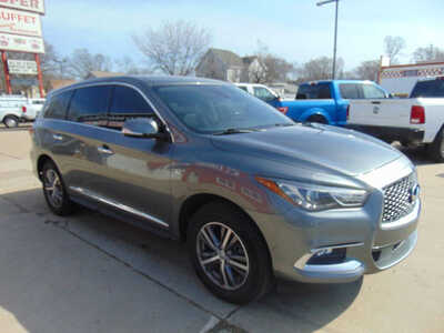 2019 Infiniti QX60, $14995. Photo 3