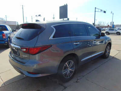 2019 Infiniti QX60, $14995. Photo 5