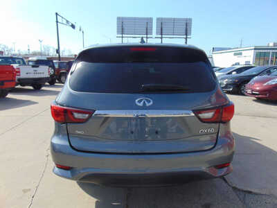 2019 Infiniti QX60, $14995. Photo 6