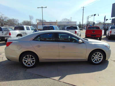 2013 Chevrolet Malibu, $7995. Photo 4