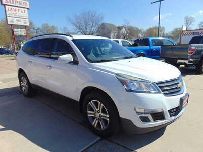 2017 Chevrolet Traverse, $9995. Photo 3