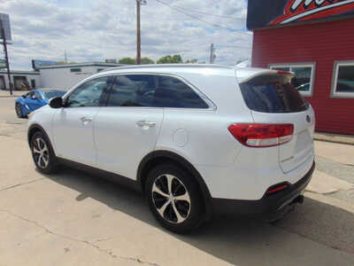 2016 Kia Sorento, $9995. Photo 7