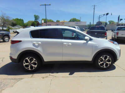 2021 Kia Sportage, $15995. Photo 4