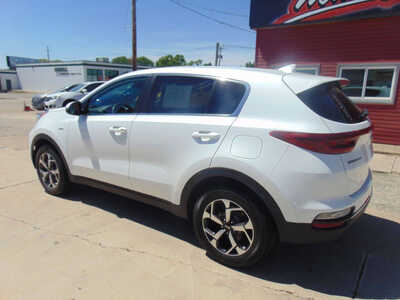 2021 Kia Sportage, $15995. Photo 7