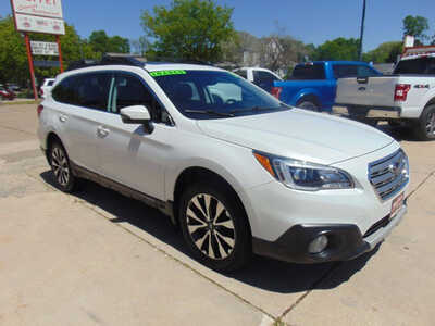 2017 Subaru Outback, $17995. Photo 3