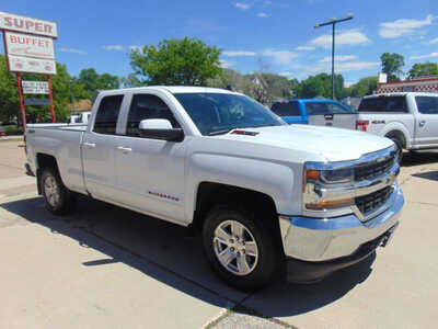 2019 Chevrolet 1500 Ext Cab, $17995. Photo 3