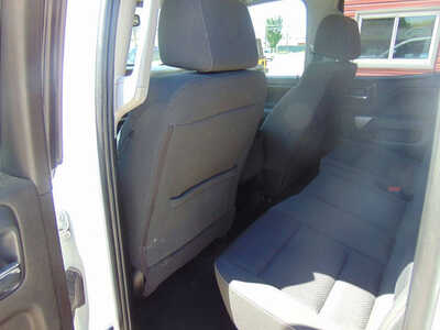 2019 Chevrolet 1500 Ext Cab, $17995. Photo 9