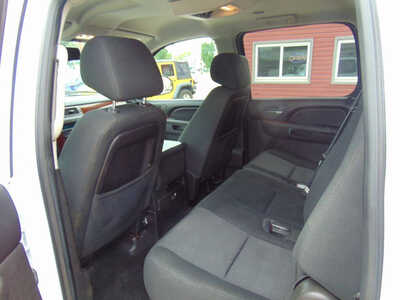 2014 Chevrolet Suburban, $13995. Photo 10