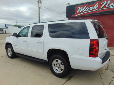 2014 Chevrolet Suburban, $13995. Photo 8