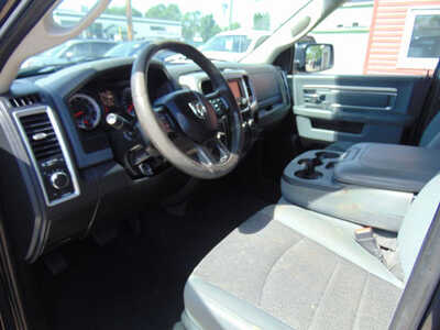 2017 RAM 1500 Ext Cab, $12995. Photo 11