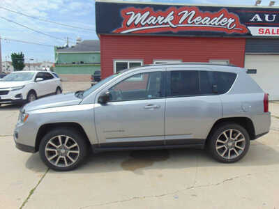2017 Jeep Compass, $11995. Photo 8