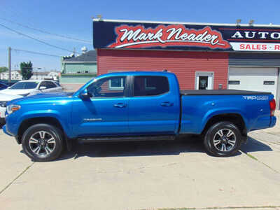 2016 Toyota Tacoma, $24995. Photo 8