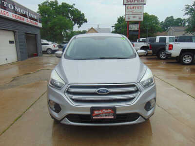 2017 Ford Escape, $8995. Photo 2