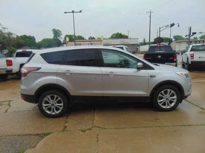 2017 Ford Escape, $8995. Photo 4
