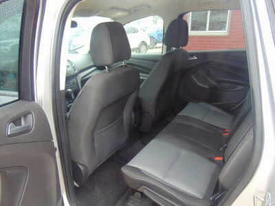 2017 Ford Escape, $8995. Photo 9