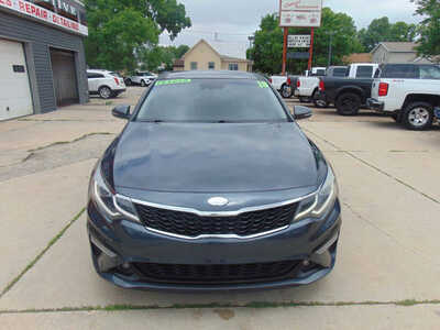2019 Kia Optima, $10995. Photo 2