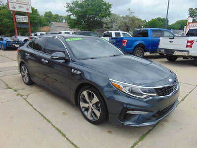 2019 Kia Optima, $10995. Photo 3