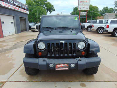 2012 Jeep Wrangler Unlimited, $10995. Photo 2