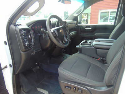 2021 Chevrolet 2500 Ext Cab, $19995. Photo 11