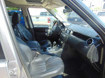 2013 Land Rover LR4, $12995. Photo 11