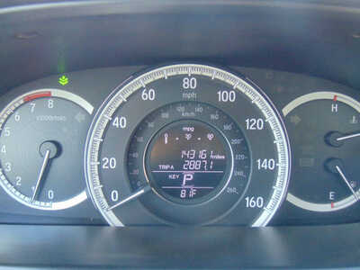 2016 Honda Accord, $12995. Photo 12