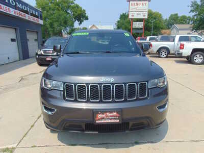 2018 Jeep Grand Cherokee, $14995. Photo 2