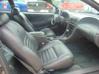 2001 Ford Mustang, $16995. Photo 12