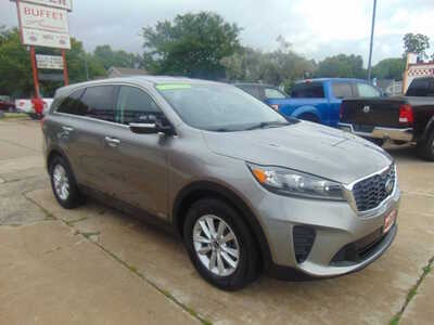 2019 Kia Sorento, $10995. Photo 3
