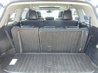 2017 Toyota Highlander, $16995. Photo 10